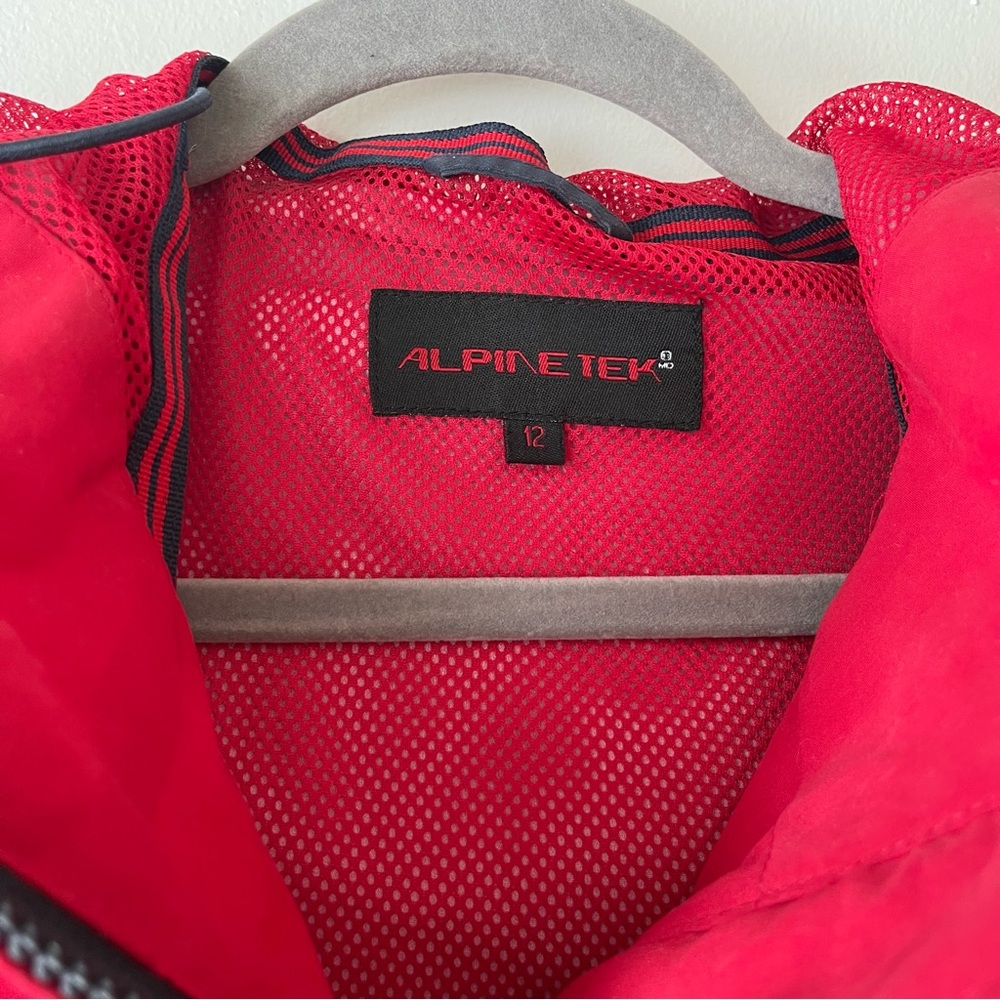 Alpine Tek Red Hooded Windbreaker Jacket Size 12 Lightweight Zip Coat Women’s - Picture 4 of 9